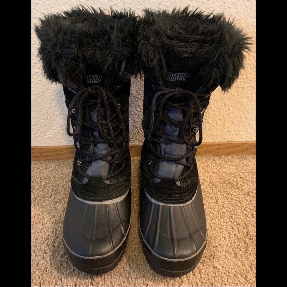 Black snow boots. Khombu brand. Size 10.